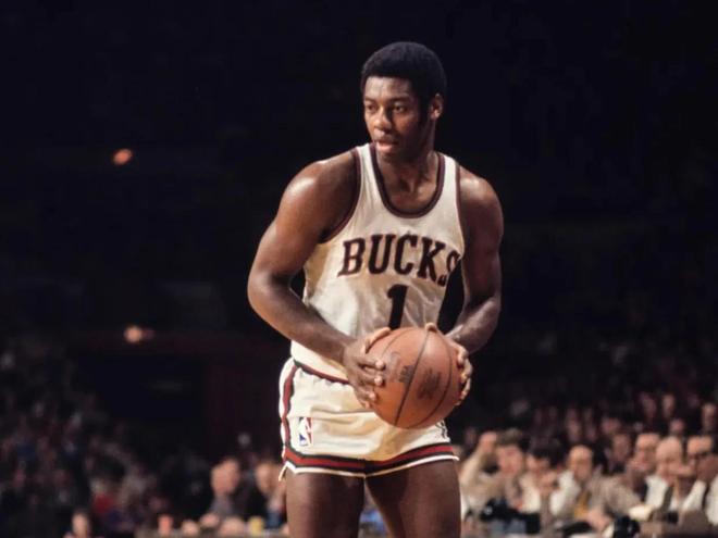 队的防线 队的防线