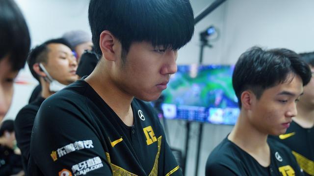 上显示出了 上显示出了